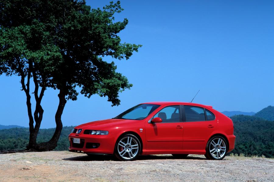  Seat Leon Cupra R (1M) 2003 года  (фото 8 из 14)